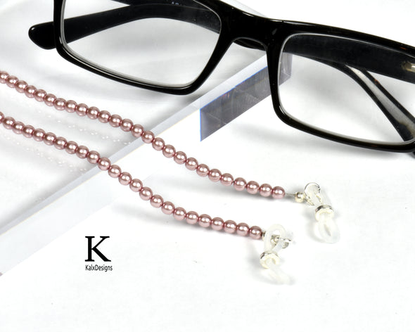 Mauve Austrian pearl glasses chain